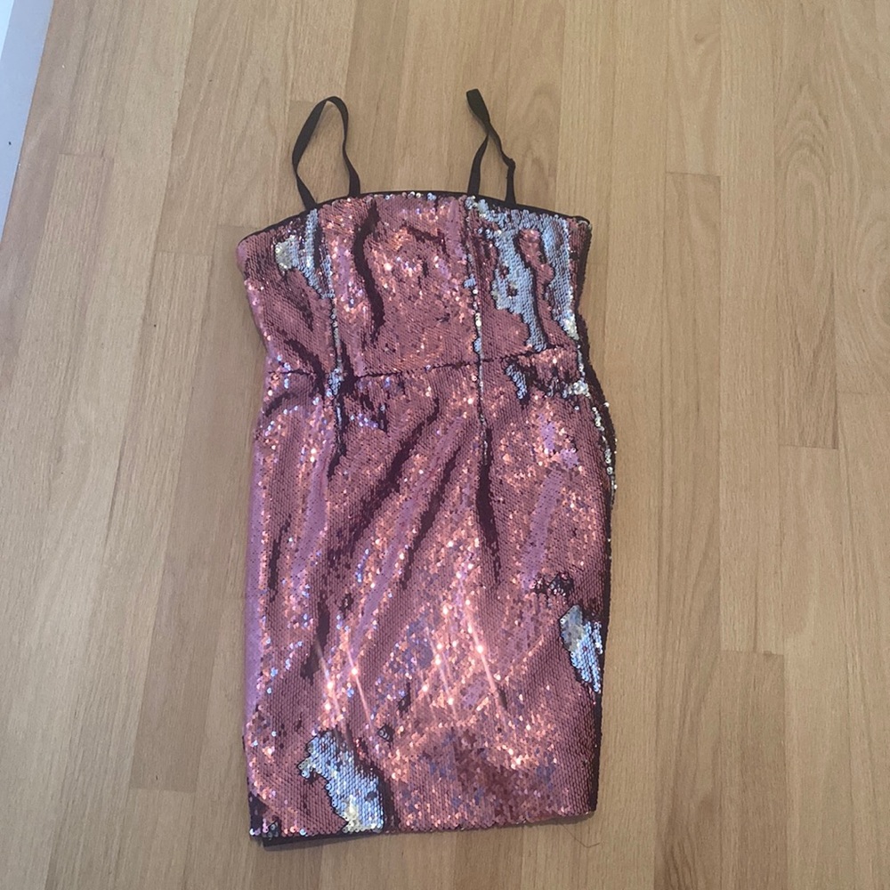 NWT Mia sequins dress